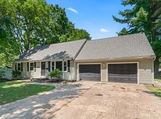 10812 E 49th St, Kansas City, MO 64133