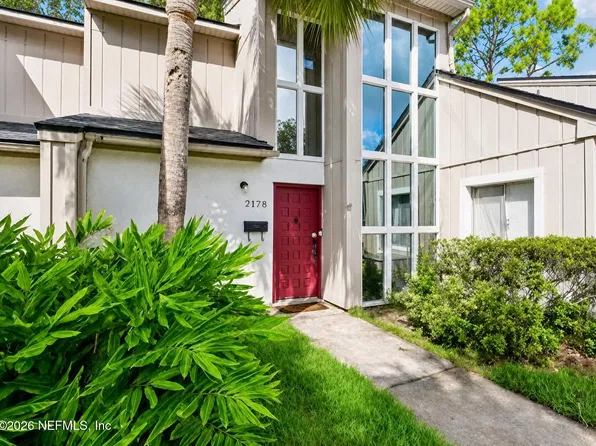 7178 CYPRESS COVE Road #25, Jacksonville, FL 32244