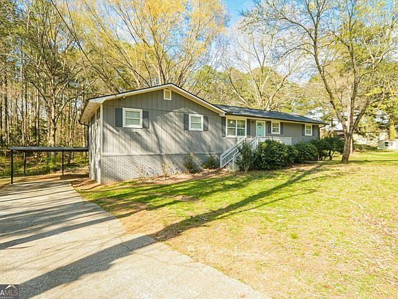 2nd image of 84 Paulding Blvd