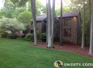 10 Jenny Ln, Baltimore, MD 21208