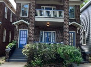 23 E 34th St, Savannah, GA 31401