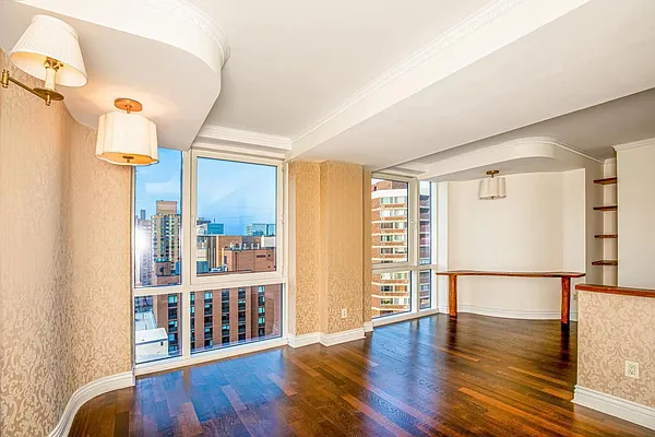 Rented by Nest Seekers International | media 19