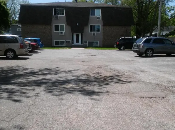 510 E Main St, Hartford, MI