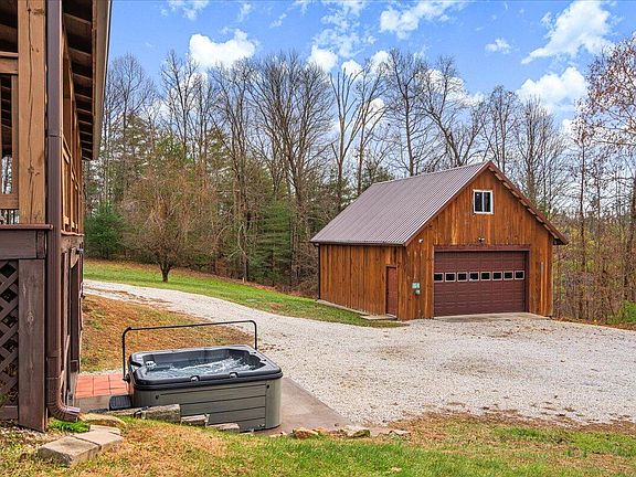 12th image of this home