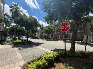 350 SW 13th Ter, Fort Lauderdale, FL 33312