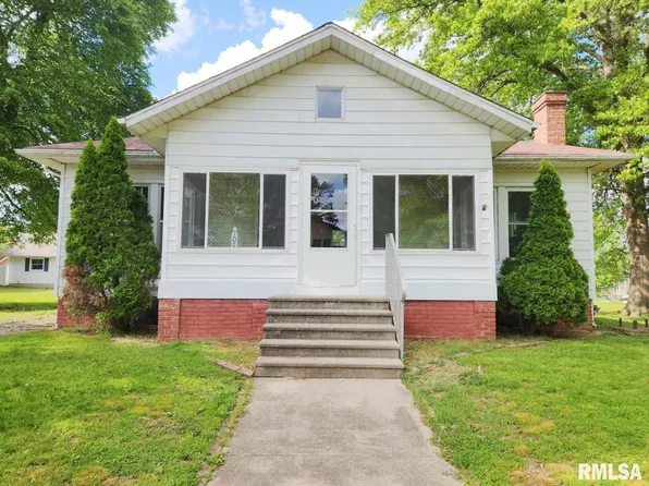 105 Rea St, Valier, IL 62891