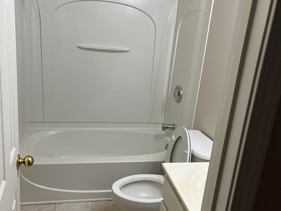Bath room 2