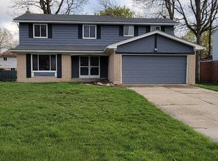 24915 Thorndyke St, Southfield, MI 48033