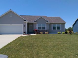 5915 Stone Briar Ln S, Freeland, MI 48623