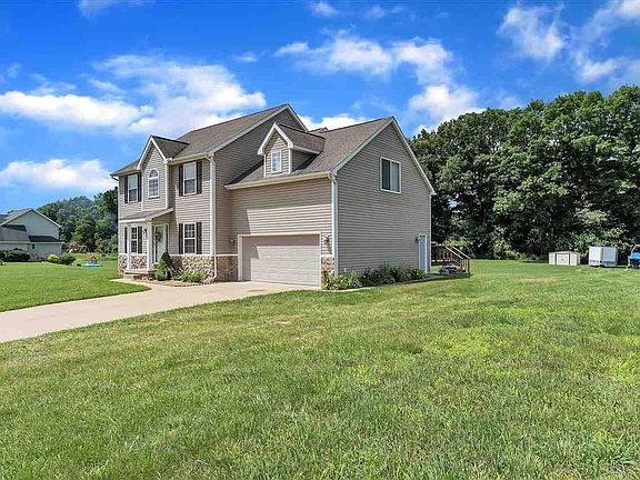 2nd image of 1428 Willow Dr