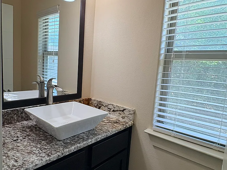 4223 Wycliff Ave #4 — Photo 6