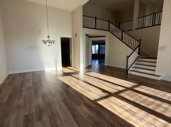 656 Cedar Mountain Dr, Newman, CA 95360