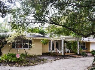 1954 Oleander St, Sarasota, FL 34239