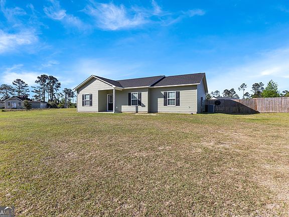 3rd image of 186 Mill Branch Cir