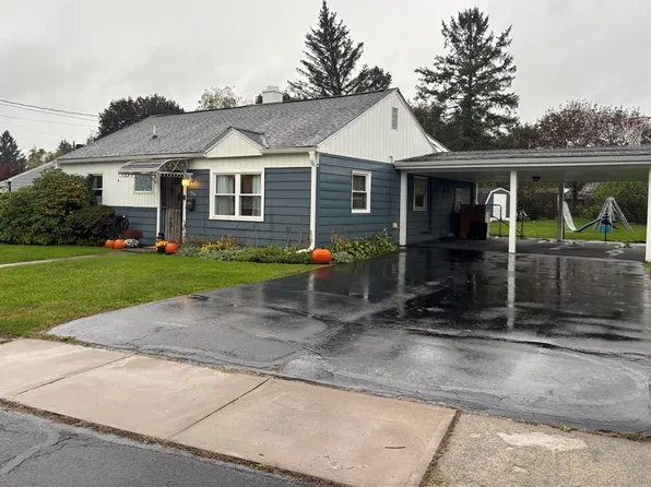140 Catalpa Dr, Horseheads, NY 14845