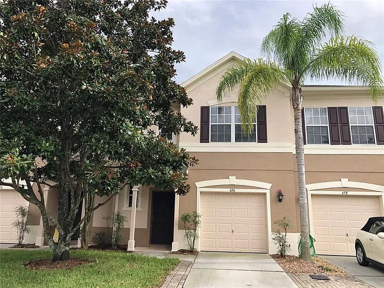 656 Pinebranch Cir — Photo 1