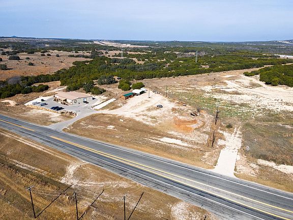 2nd image of 774 N HWY 183