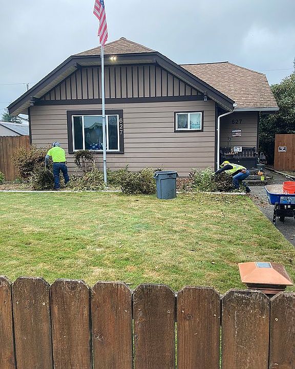 2nd image of 627 18th Ave