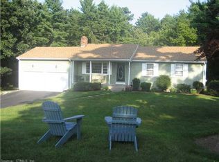 14 Washington Dr, Granby, CT 06035