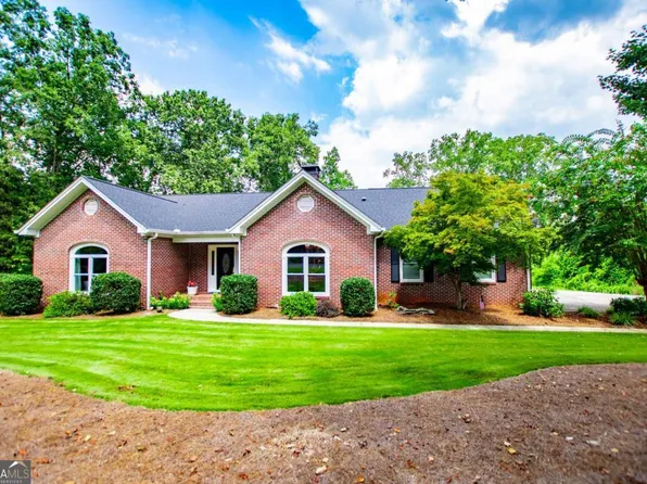 149 Laurel Lakes Dr, Carrollton, GA 30116