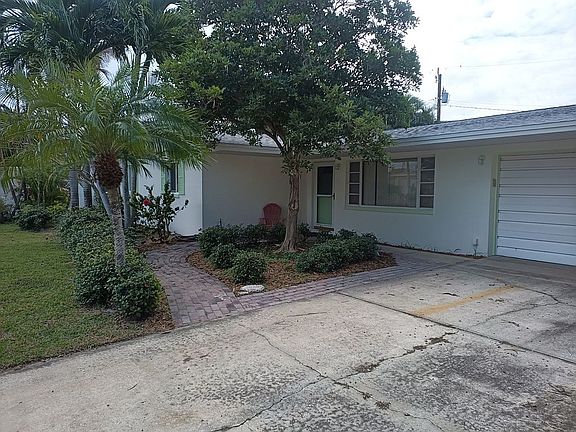 2nd image of 109 Bay View Dr