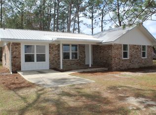 160 Sue Ln, Defuniak Springs, FL 32435