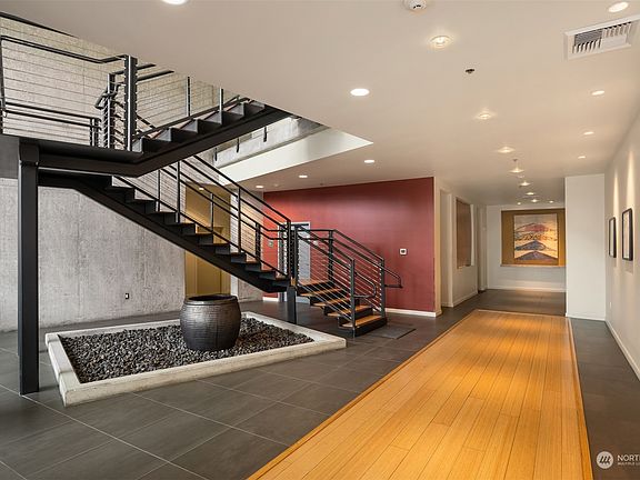 5th image of 15100 6th Avenue SW #426