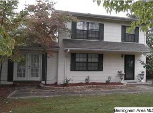 150 E Crest Rd, Bessemer, AL 35023