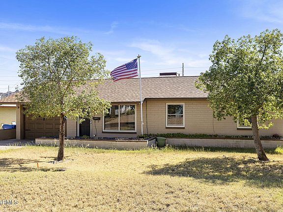 4th image of 823 E IRONWOOD Drive