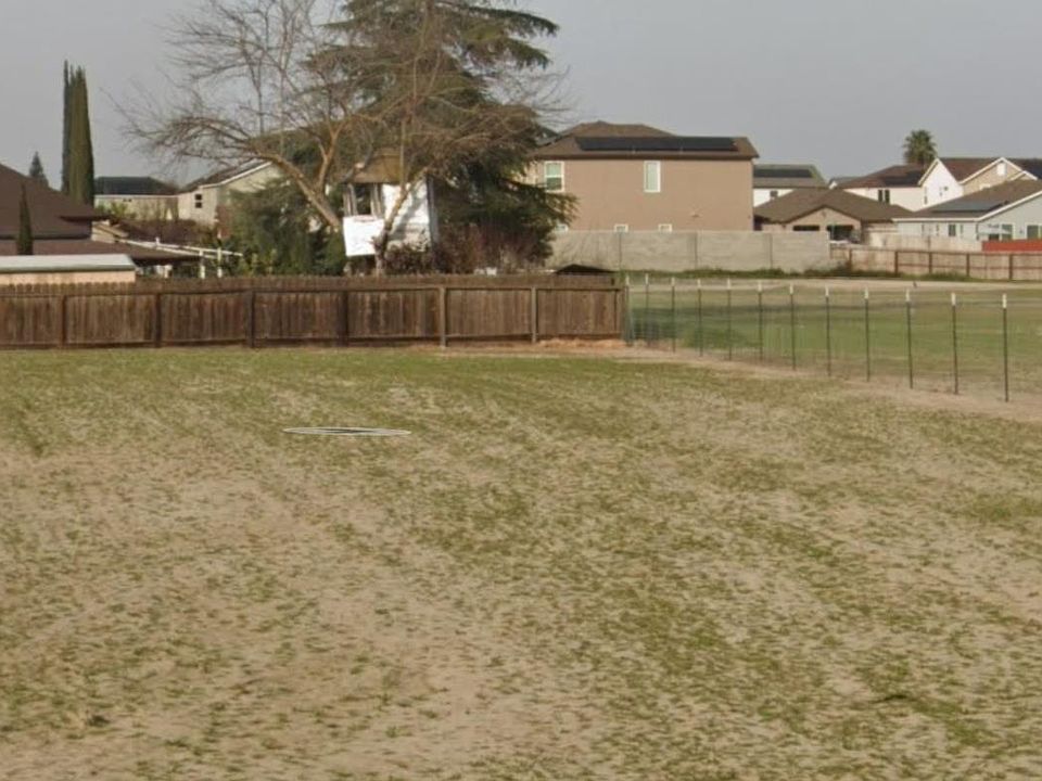 2nd image of 4821 Nunes Rd