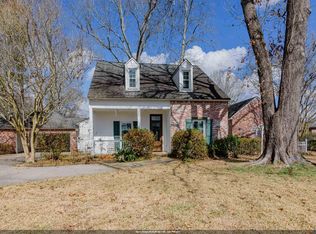 14513 N Majestic Oaks Pl, Baton Rouge, LA 70810