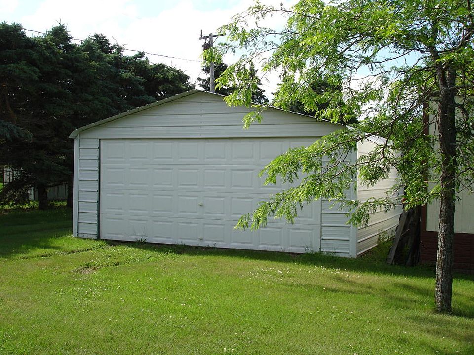 2nd image of 410 County Road 12b