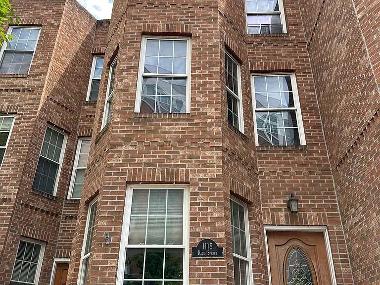 1115 Race St — Photo 1