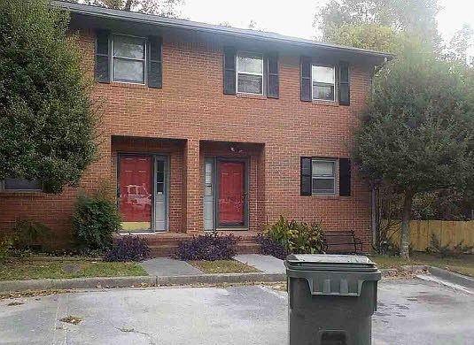 2nd image of 1900 Meadowbrook Cir NW #A