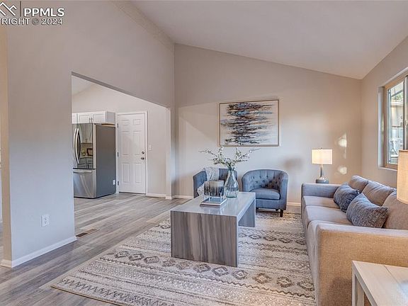 5th image of 6525 Dublin Cir