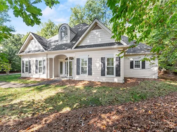 3455 Sweetwater Dr, Cumming, GA 30041