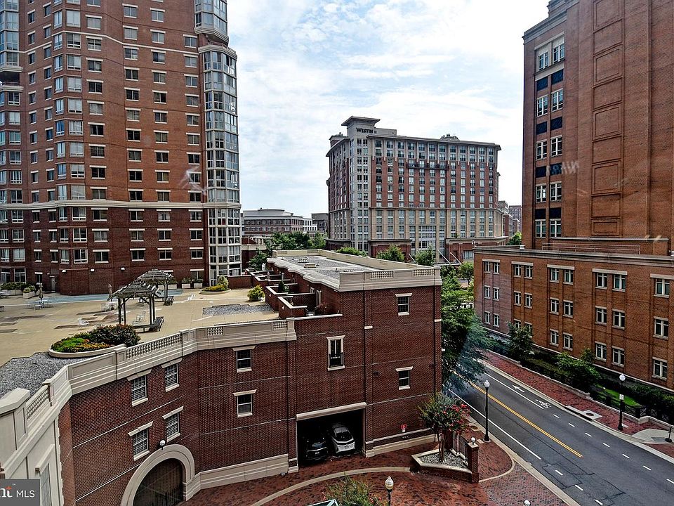 1st image of 2181 Jamieson Ave Unit 3-604