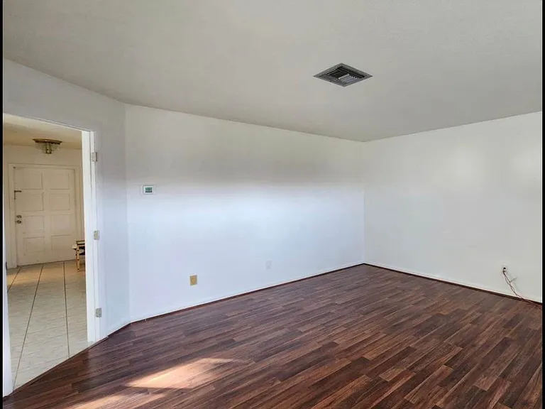 127 Highview Ave — Photo 12