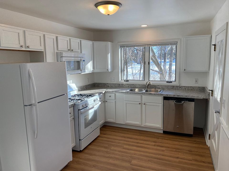 995 S Mulford Rd, Rockford, IL 61108 Zillow