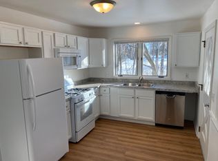 995 S Mulford Rd, Rockford, IL 61108