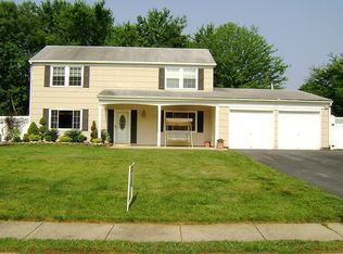 17 Lawton Rd, Marlboro, NJ 07746