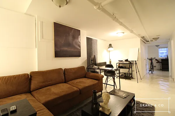 Rented by Grand & Co. | media 13