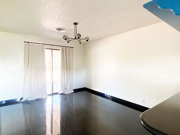 5th image of 8082 Firethorn Ln