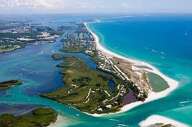 3rd image of 301 S Gulf Blvd #22