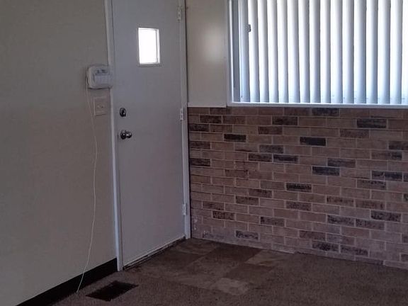 3rd image of 8802 Cabot Dr
