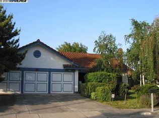 492 Glasgow Ct, Milpitas, CA 95035