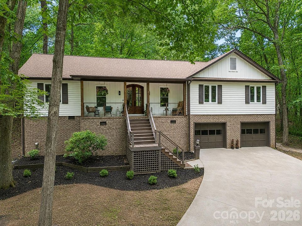 1st image of 16 Tanglewood Rd