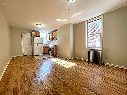 1st image of 43-08 25th Ave #2Z