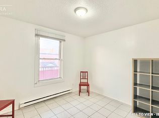 284 Saint Patrick St #3, Ottawa, ON K1N5K5