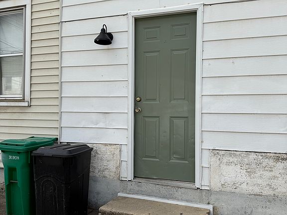 5th image of 173 E Penn St APT 3